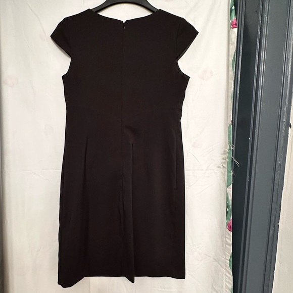 dress-barn Women’s little black sleeveless dress size 6. - Picture 10 of 16